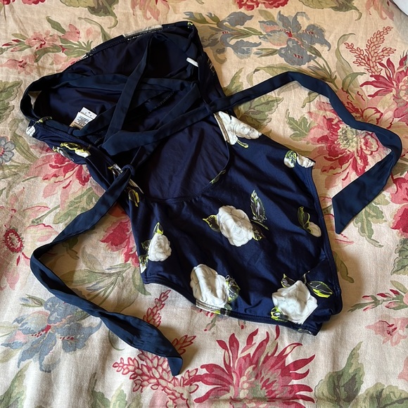 JUICY COUTURE Size Small Floral Classic 1-Piece Swimsuit Adjustable $138 NEW - Picture 8 of 14